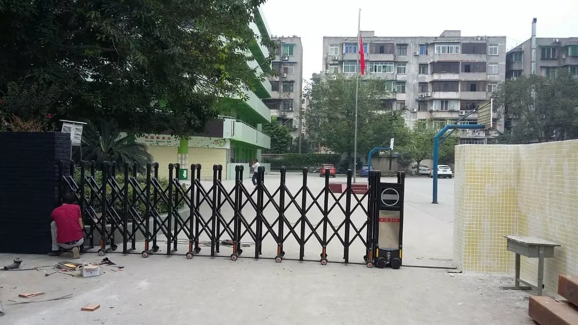都昌县都昌县深圳市伸缩门
