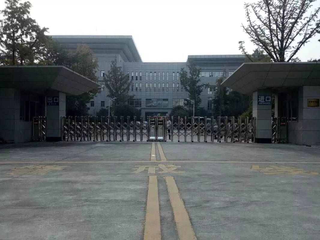 都昌县都昌县四川消防总队伸缩门